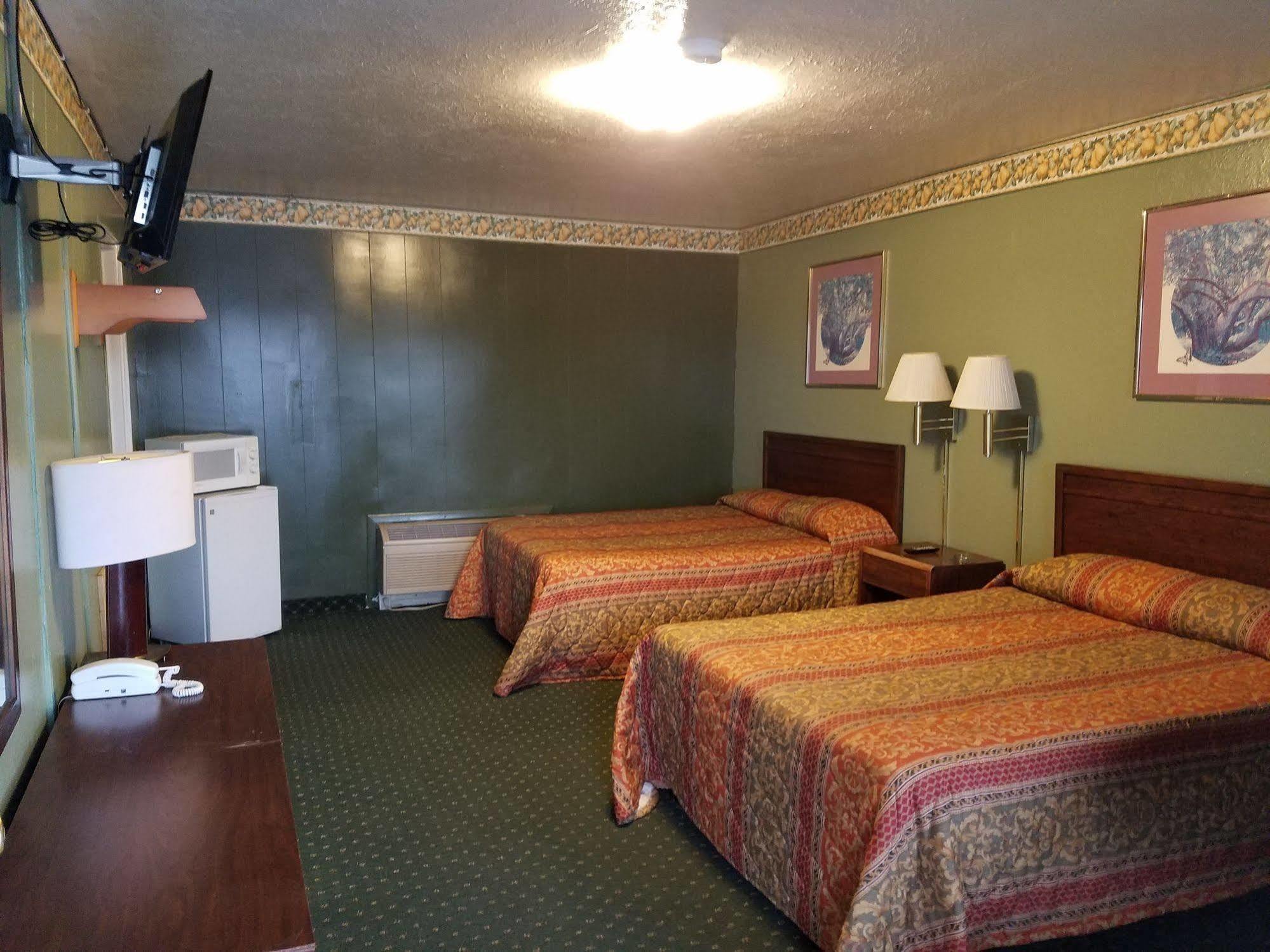 Budget Inn Принстон Экстерьер фото